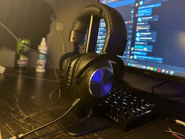 prodam-nausniki-logitech-g-pro-1-versii-big-2