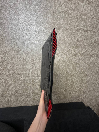 podstavka-dlia-noutbuka-novaia-big-1