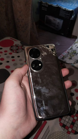 obmeniaiu-dva-telefona-big-1