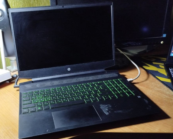 noutbuk-hp-pavillion-gaming-15-big-0