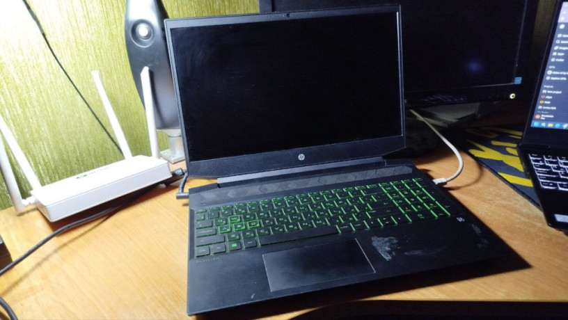 hp-pavillion-gaming-15-big-2