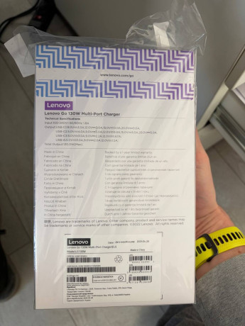 zariadnoe-ustroistvo-lenovo-go-130w-big-1