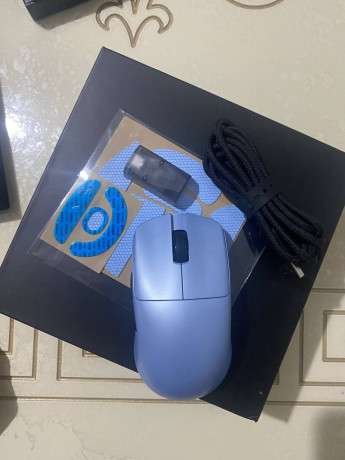 prodaiu-igrovuiu-mys-atk-f1-ultimate-v2-big-1