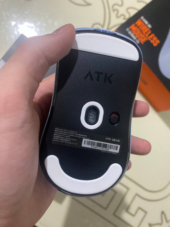 prodaiu-igrovuiu-mys-atk-f1-ultimate-v2-big-2