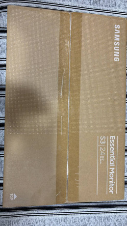 srocno-prodaiu-monitor-samsung-24-diagonal-100-gerc-novyi-v-korobke-zapecatannyi-big-3