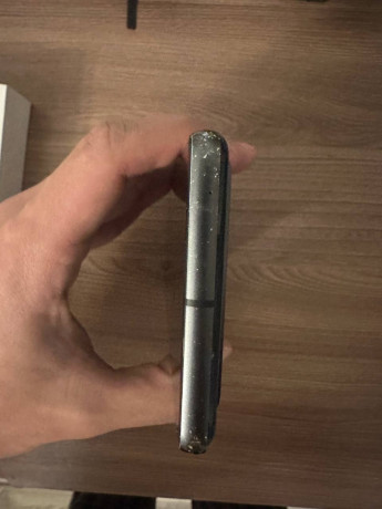 prodam-smartfon-google-pixel-7-telefon-pokupalsia-v-avguste-2023-goda-korobka-snur-imeetsia-est-k-big-3