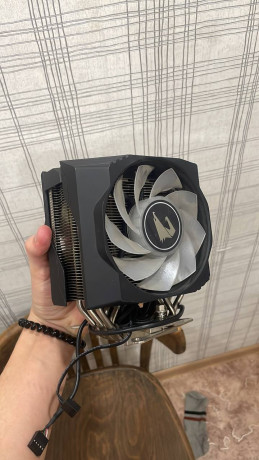 rebiat-podskazite-pocem-mozno-prodat-takoi-kuler-na-700-tdp-edinstvennyi-minus-eto-to-cto-pod-neg-big-1