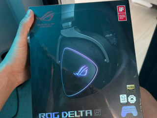 asus-rog-delta-s-novye-zapecatannye