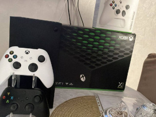 prodam-xbox-series-x-1tb