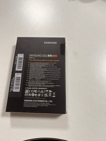 ssd-samsung-evo-870-1-tb-big-0