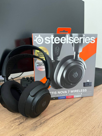 prodam-nausniki-steelseries-arctis-nova-7-wireless-gen-2-v-idealnom-sostoianii-pokupal-v-uk-big-0