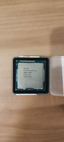 prodam-processor-za-simvoliceskuiu-platu-v-idealnom-sostoianii-polnostiu-rabocii-big-0