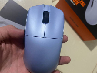 prodaiu-igrovuiu-mys-atk-f1-ultimate-v2