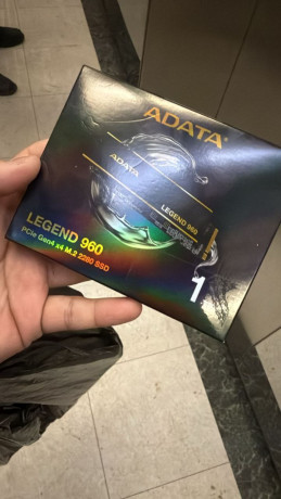 ssd-adata-legend-9600-1tb-big-0