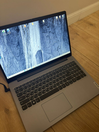 prodam-noutbuk-big-1