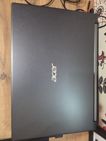 prodam-noutbuk-korobka-est-big-2