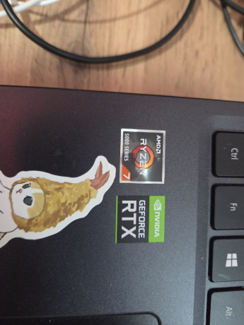 prodam-noutbuk-korobka-est-big-4