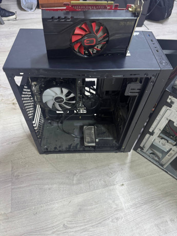 prodam-2-sistemnyx-bloka-srocno-big-1