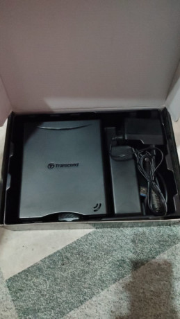 vnesnii-zestkii-disk-na-8tb-big-1