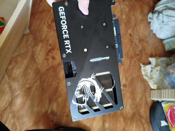 msi-rtx-5060-gaming-oc-8gb-big-2