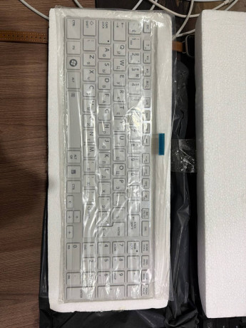 klaviatura-dlia-noutbuka-toshiba-novaia-mozet-komu-nuzna-otdam-besplatno-big-0