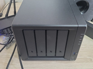 synology-ds425