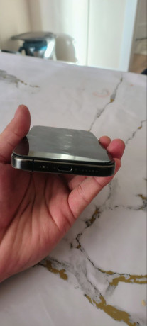 iphone-15-pro-256-80-displei-zamenen-bez-komplekta-feis-truton-vse-rabotaet-200k-astana-big-2