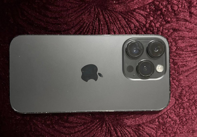 aifon-14-pro-za-220k-menialsia-akb-i-displei-tru-ton-est-feisa-netu-big-1