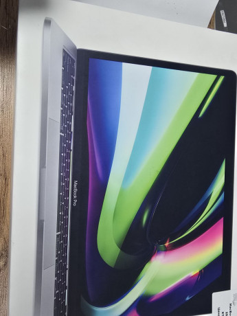 macbook-pro-m1-big-2