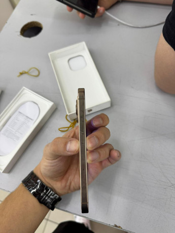 prodam-16-pro-128gb-desert-titanum-v-idealnom-sostoianii-byl-v-remonte-v-oficialnom-servis-centr-big-3