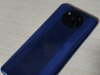 prodam-staricka-poco-x3-nfc-v-otlicnom-sostoianii-v-remonte-ne-byl-nicego-ne-menialos-8128-gb-d