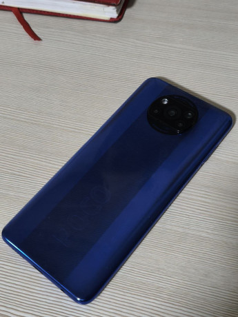 prodam-staricka-poco-x3-nfc-v-otlicnom-sostoianii-v-remonte-ne-byl-nicego-ne-menialos-8128-gb-d-big-0