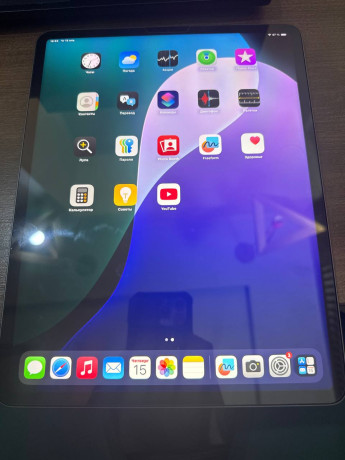 prodaiu-ipad-pro-129-5-e-pokolenie-cip-m1-128-gb-est-zashhitnoe-steklo-na-displee-big-2