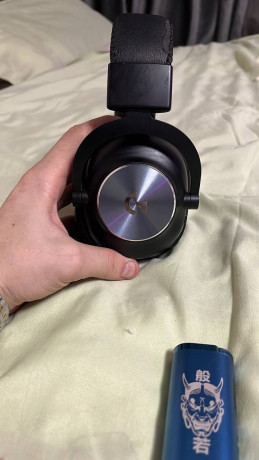 prodam-besprovodnye-nausniki-lodzitek-big-0