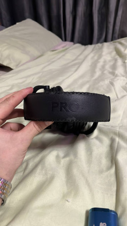 prodam-besprovodnye-nausniki-lodzitek-big-1