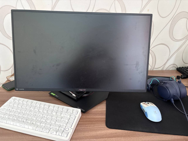 prodam-moshhnyi-igrovoi-pk-s-periferiei-big-0