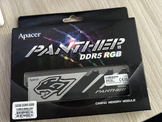 ozu-32gb-odnoi-plaskoibral-mesiac-nazad-korobko-vse-imeetsia