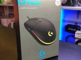 igrovaia-mys-s-podsvetkoi-logitech-g102