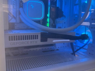 prodam-palir-rtx-5060-8gb-white-novyi-priam-iz-sborki-v-sviazi-s-apgreidom-200-000