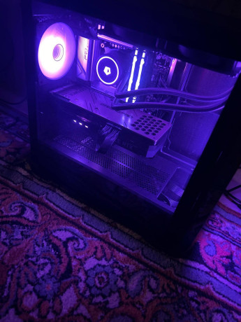 igrovoi-kompiuter-sobiralsia-dlia-licnogo-polzovaniia-iz-novyx-komplektuiushhix-2-goda-nazad-big-1