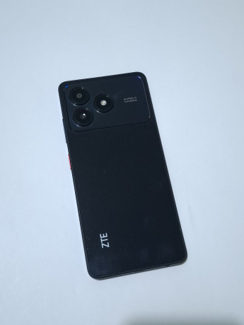 prodam-novyi-zte-blade-a36-big-2