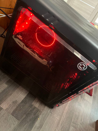 prodam-pk-s-monitorom-i-klaviaturoi-myska-big-1