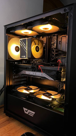 prodam-libo-obmeniaiu-ventiliatory-dlia-korpusa-pk-podkliucaiutsia-cerez-moleks-odin-iz-nix-glavnyi-i-u-n-big-0