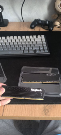 prodam-ozu-kingbank-ddr4-32gb-216-3200-mhz-big-0