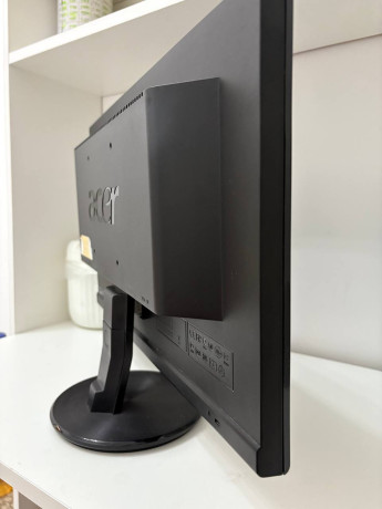 monitor-acer-p186h-big-1