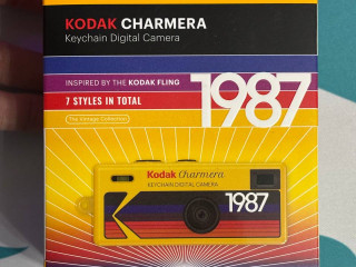 mini-kamera-kodak-charmera-original-ne-poddelka-privezli-iz-ssa-sd-karta-sandisk-32gb-v-komplekt