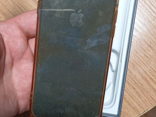 prodam-aifon-8-pod-vosstanovlenie-ili-zapcasti