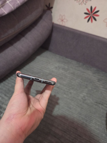 prodam-ili-obmeniaiu-oneplus-9-pro-5g-256gb-big-1