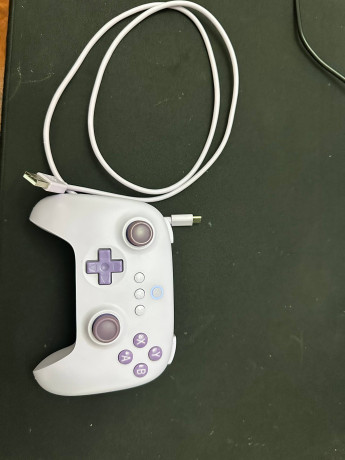 geimpad-8bitdo-vse-knopki-rabocie-cutka-ustavsii-netu-dongla-poterialsia-tolko-po-kabeliu-big-2