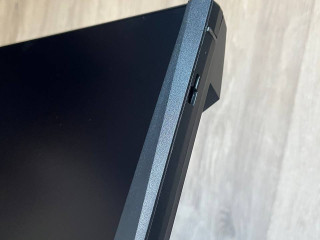 prodaetsia-igrovoi-monitor-asus-vg27aq5a